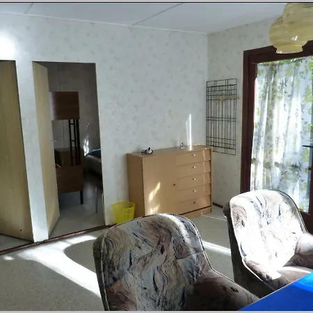 Ferienhaus Ddr Direkt Am Auf Rügen *