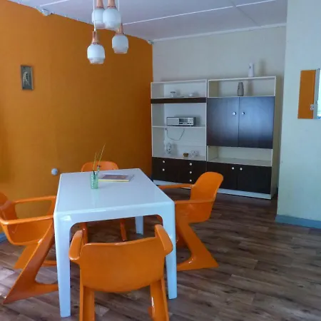 Ferienhaus Ddr Bungalow Direkt Am Strand Auf Rügen
